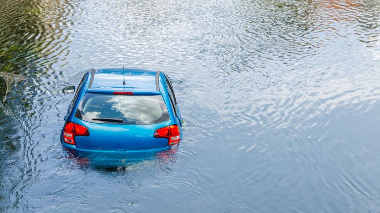 Turn Around, Don’t Drown and Other Safety Tips for Driving in the Rain