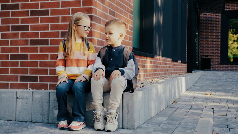 Tattle Tale vs Telling: Helping Kids Know the Difference Tattle Tale vs Telling: Helping Kids Know the Difference